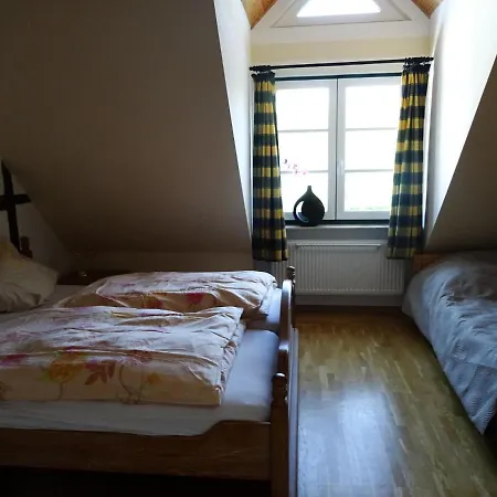 Quaint In With Terrace * Kastahn